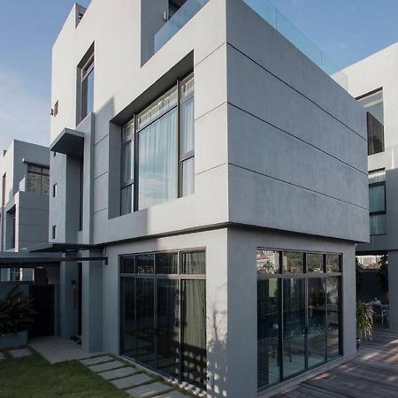 Lavanya H Villa 12A Luxury Bungalow With Private Swimming Pool H 豪华泳池别墅 Pantai Cenang  Zewnętrze zdjęcie